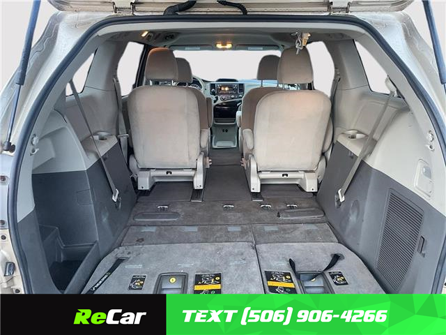 2012 Toyota Sienna V6 7 Passenger