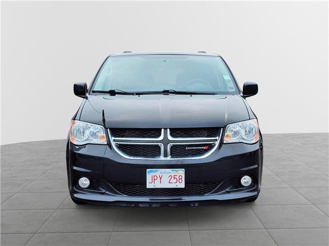 2016 Dodge Grand Caravan Crew