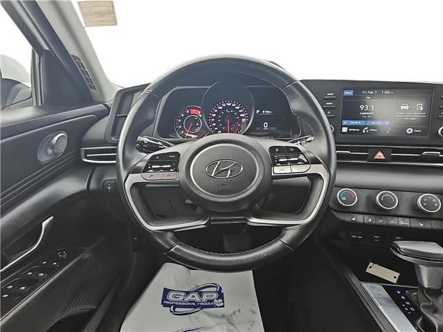 2022 Hyundai Elantra Preferred