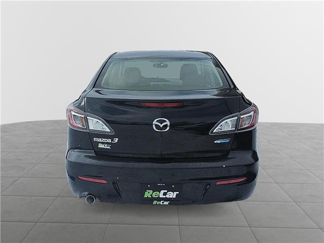 2013 Mazda 3 GS-SKY