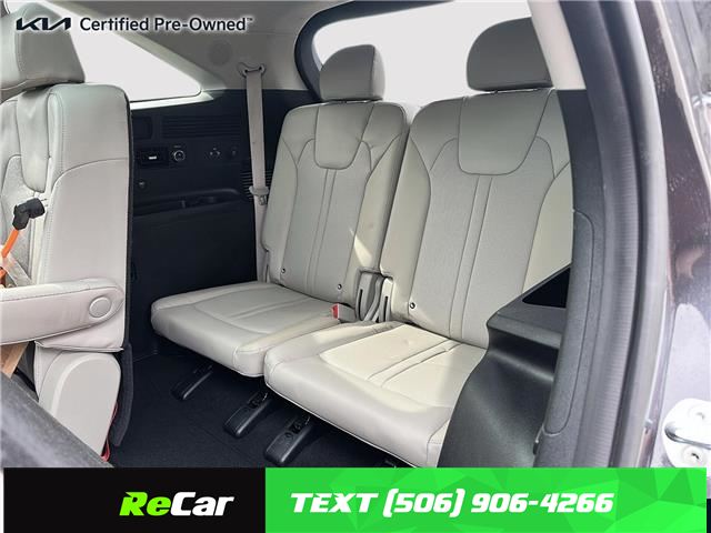 2022 Kia Sorento Plug-In Hybrid SX w/Grey Interior