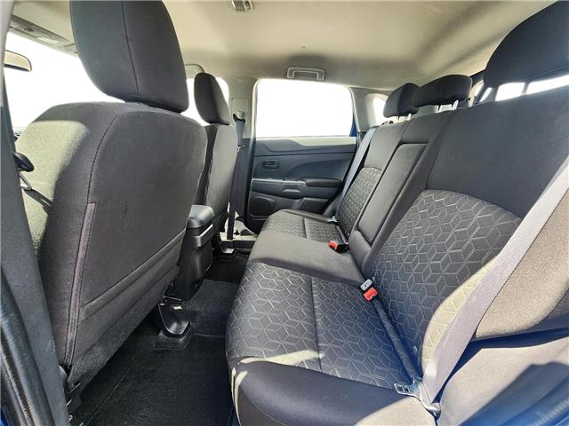 2024 Mitsubishi RVR ES