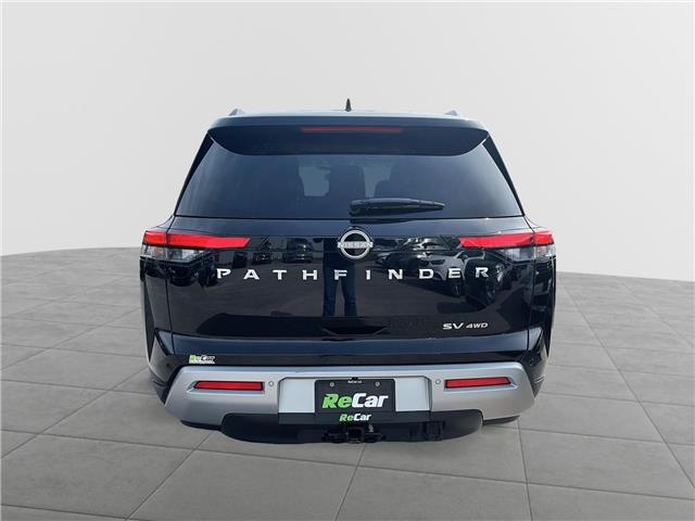 2022 Nissan Pathfinder SV