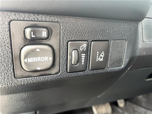 2017 Toyota RAV4 Hybrid LE+