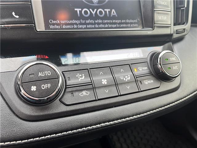 2017 Toyota RAV4 Hybrid LE+