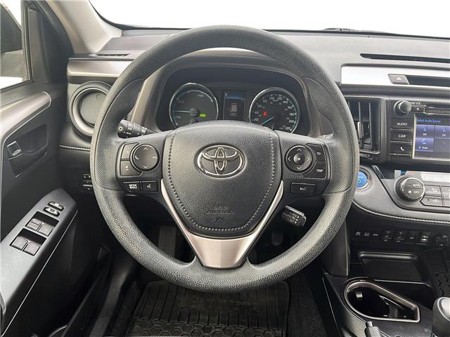 2017 Toyota RAV4 Hybrid LE+