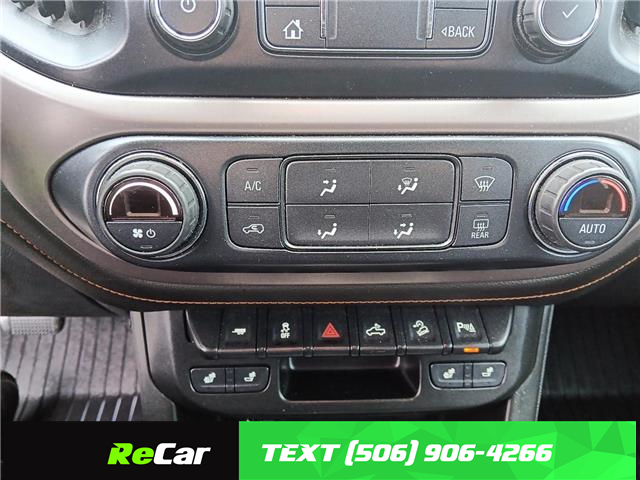 2021 GMC Canyon AT4 w/Leather