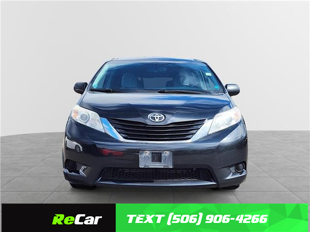 2017 Toyota Sienna LE 7 Passenger