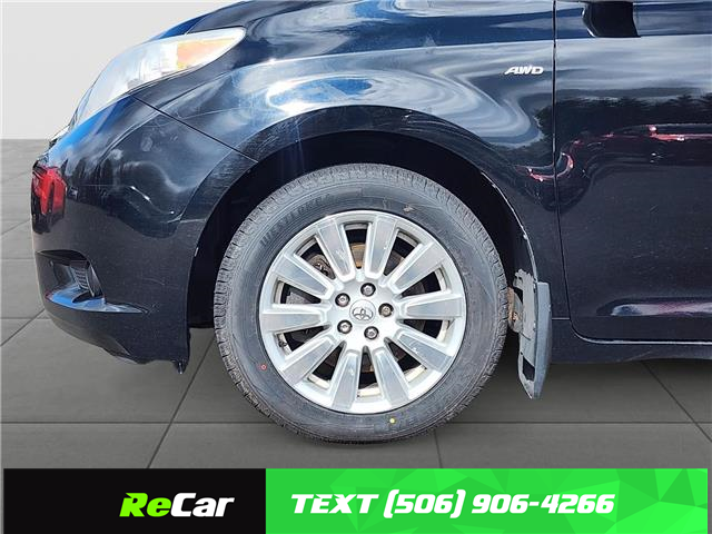 2017 Toyota Sienna LE 7 Passenger