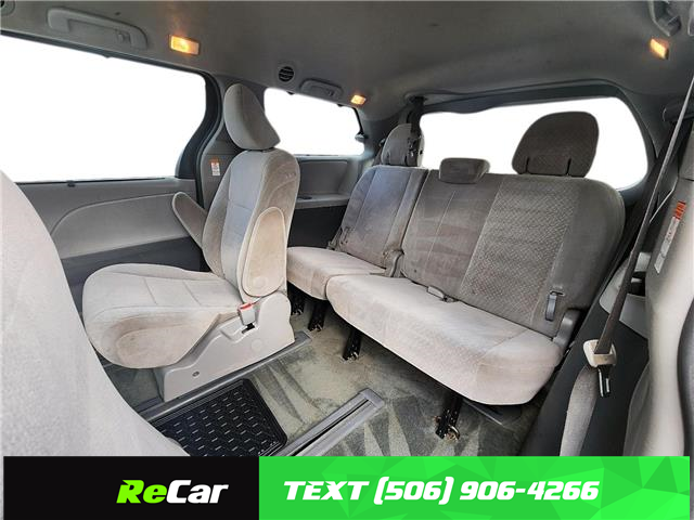 2017 Toyota Sienna LE 7 Passenger