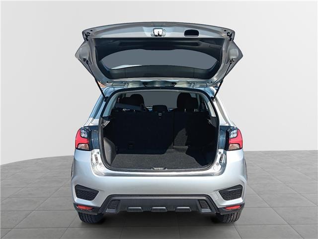 2024 Mitsubishi RVR ES