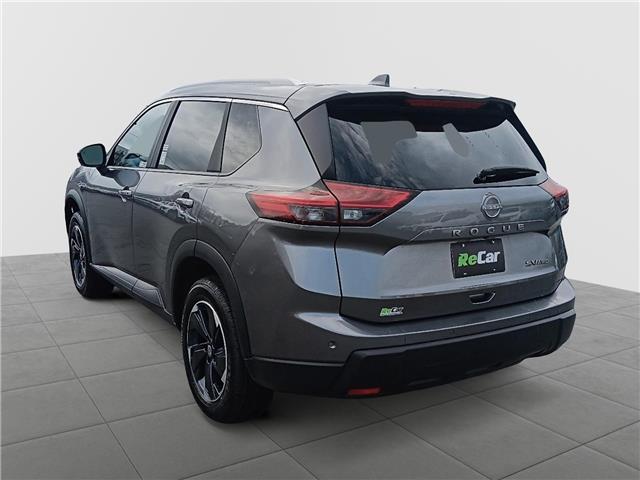 2024 Nissan Rogue SV Moonroof