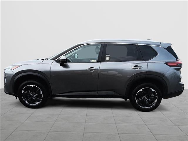 2024 Nissan Rogue SV Moonroof