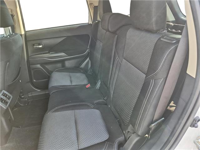 2020 Mitsubishi Outlander SE