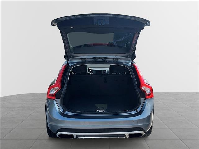 2016 Volvo V60 Cross Country T5 Premier