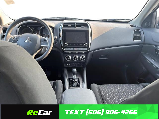 2024 Mitsubishi RVR ES