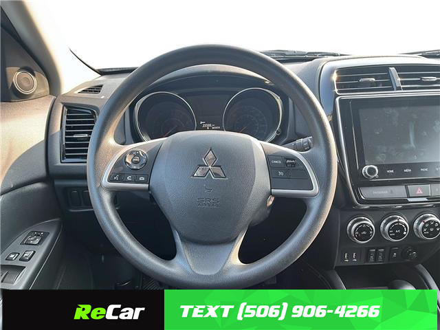 2024 Mitsubishi RVR ES