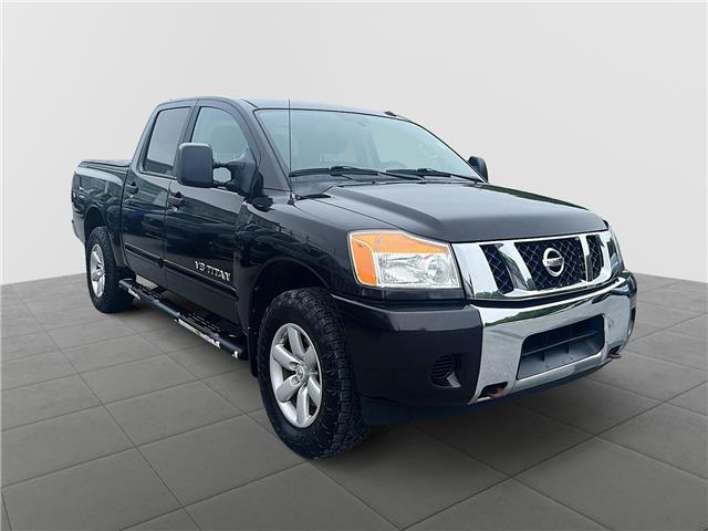 2014 Nissan Titan SV