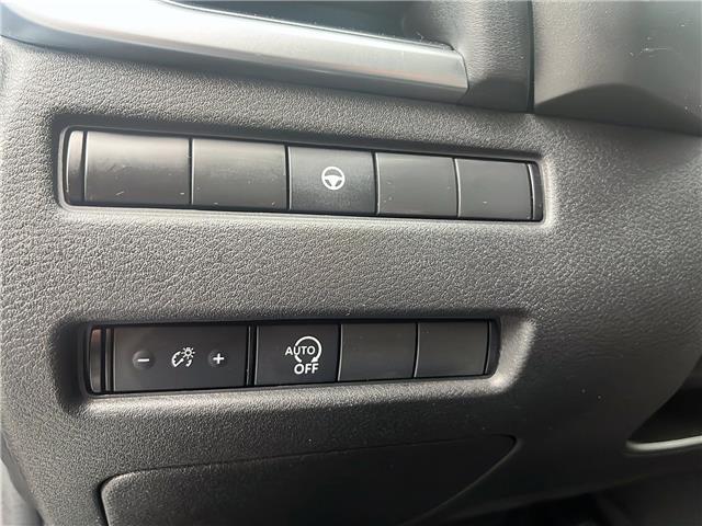 2023 Nissan Rogue SV Moonroof