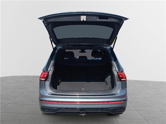 2023 Volkswagen Tiguan Comfortline R-Line Black