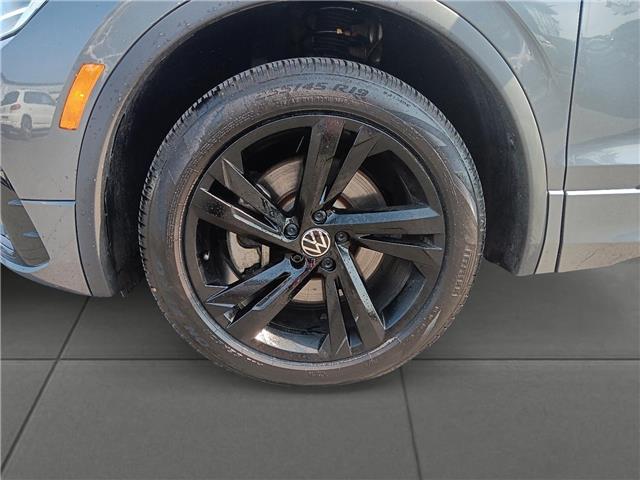 2023 Volkswagen Tiguan Comfortline R-Line Black