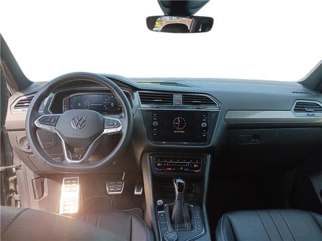 2023 Volkswagen Tiguan Comfortline R-Line Black