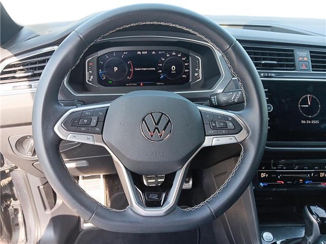 2023 Volkswagen Tiguan Comfortline R-Line Black