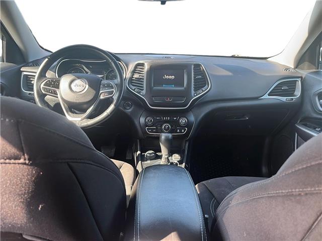 2019 Jeep Cherokee Sport