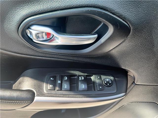 2019 Jeep Cherokee Sport