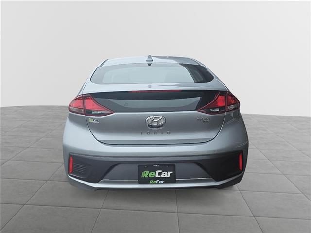 2022 Hyundai Ioniq Hybrid ESSENTIAL