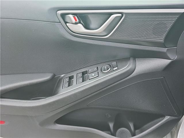 2022 Hyundai Ioniq Hybrid ESSENTIAL