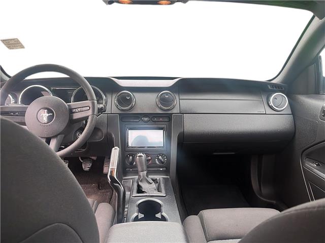 2006 Ford Mustang V6