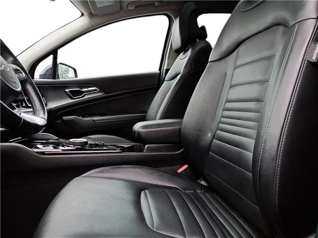 2023 Kia Sportage Hybrid SX w/Black Interior