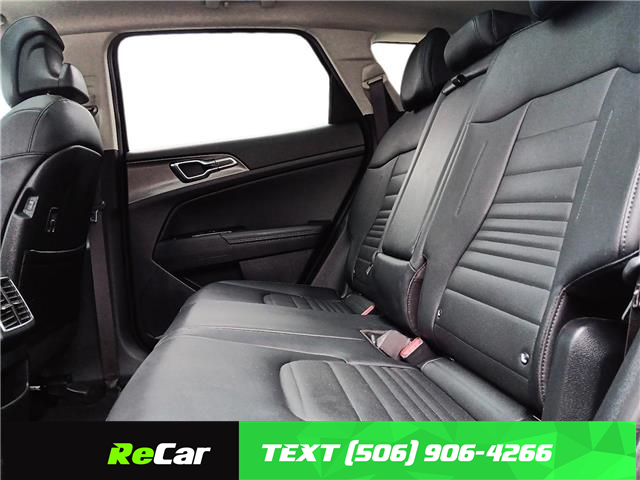 2023 Kia Sportage Hybrid SX w/Black Interior