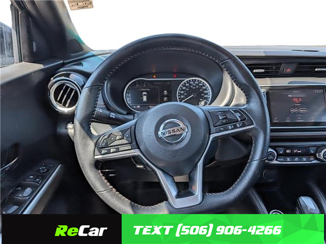 2019 Nissan Kicks SR