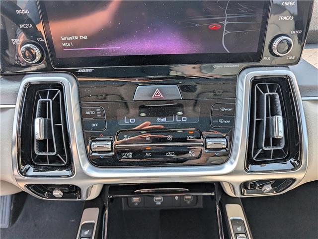 2022 Kia Sorento Plug-In Hybrid SX w/Grey Interior