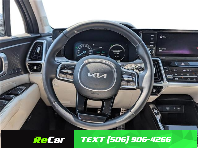 2022 Kia Sorento Plug-In Hybrid SX w/Grey Interior