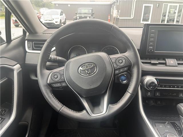 2020 Toyota RAV4 Hybrid XLE