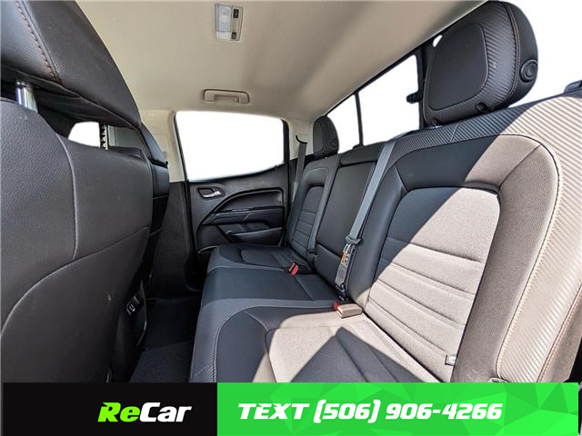 2022 GMC Canyon AT4 w/Cloth