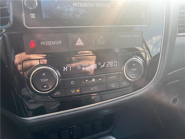 2018 Mitsubishi Outlander ES