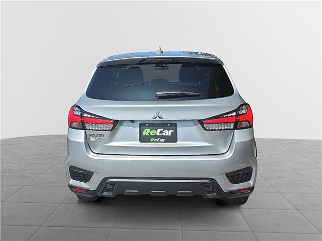 2023 Mitsubishi RVR SE