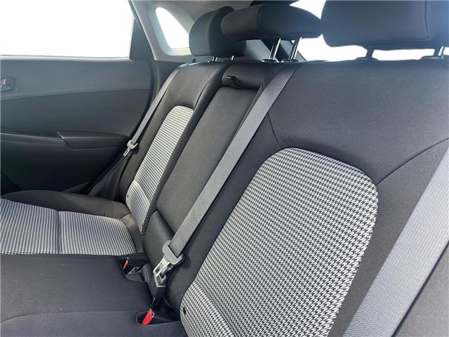2020 Hyundai Kona 1.6T Trend w/Two-Tone Roof