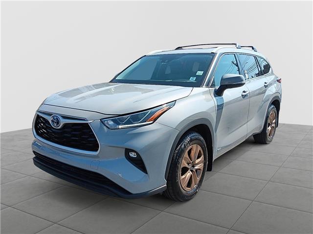 2022 Toyota Highlander Hybrid XLE