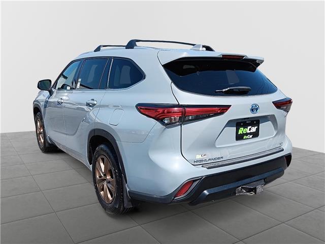 2022 Toyota Highlander Hybrid XLE