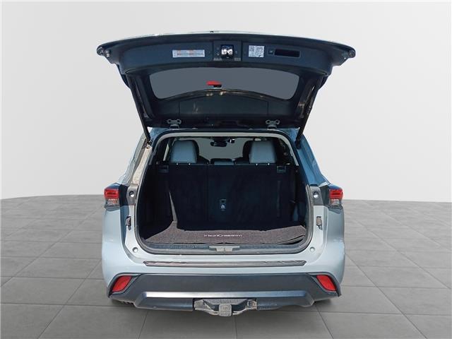 2022 Toyota Highlander Hybrid XLE