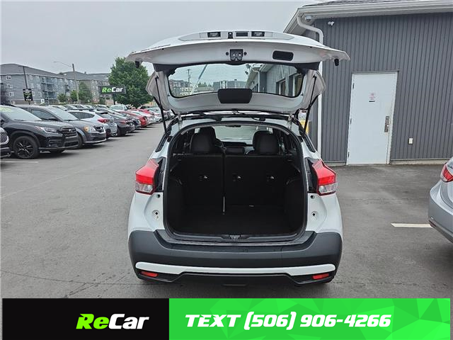 2019 Nissan Kicks SR