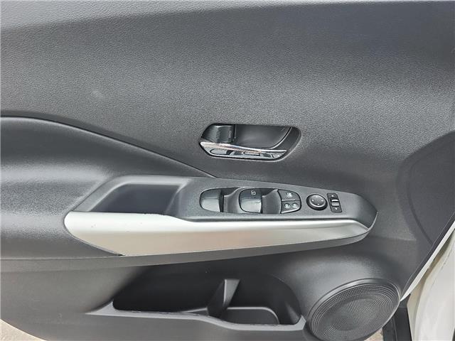 2019 Nissan Kicks SR