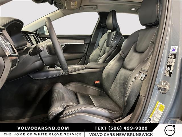 2023 Volvo S90 B6 Ultimate Bright Theme