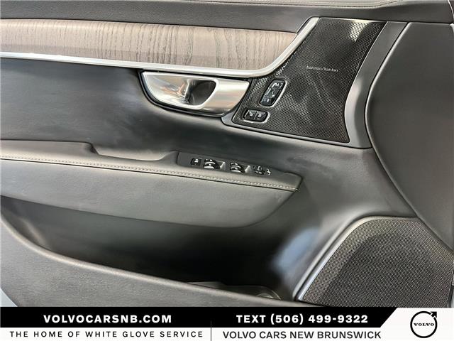 2023 Volvo S90 B6 Ultimate Bright Theme