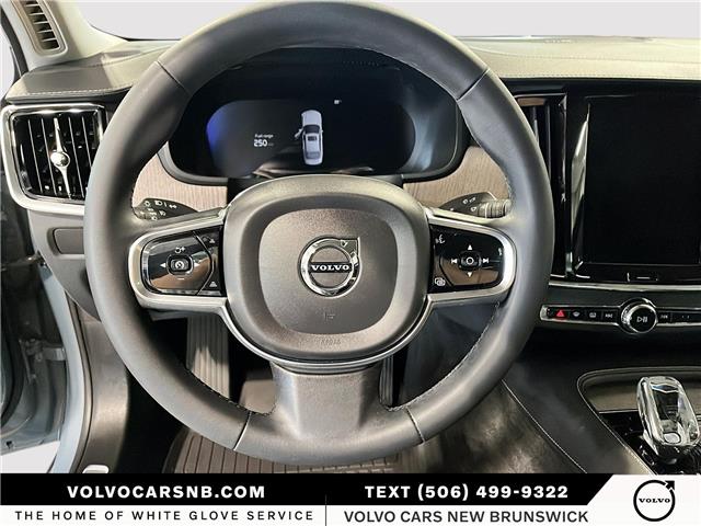 2023 Volvo S90 B6 Ultimate Bright Theme